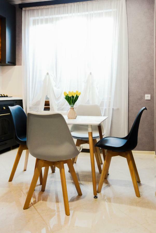 Bellis Hotel Tbilisi Buitenkant foto